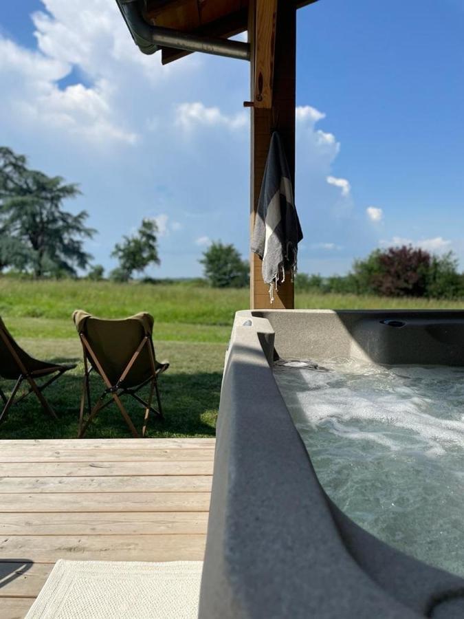 Dome Insolite Cedre Jacuzzi Et Petits Dejeuners Inclus Lagraulet-du-Gers Bagian luar foto