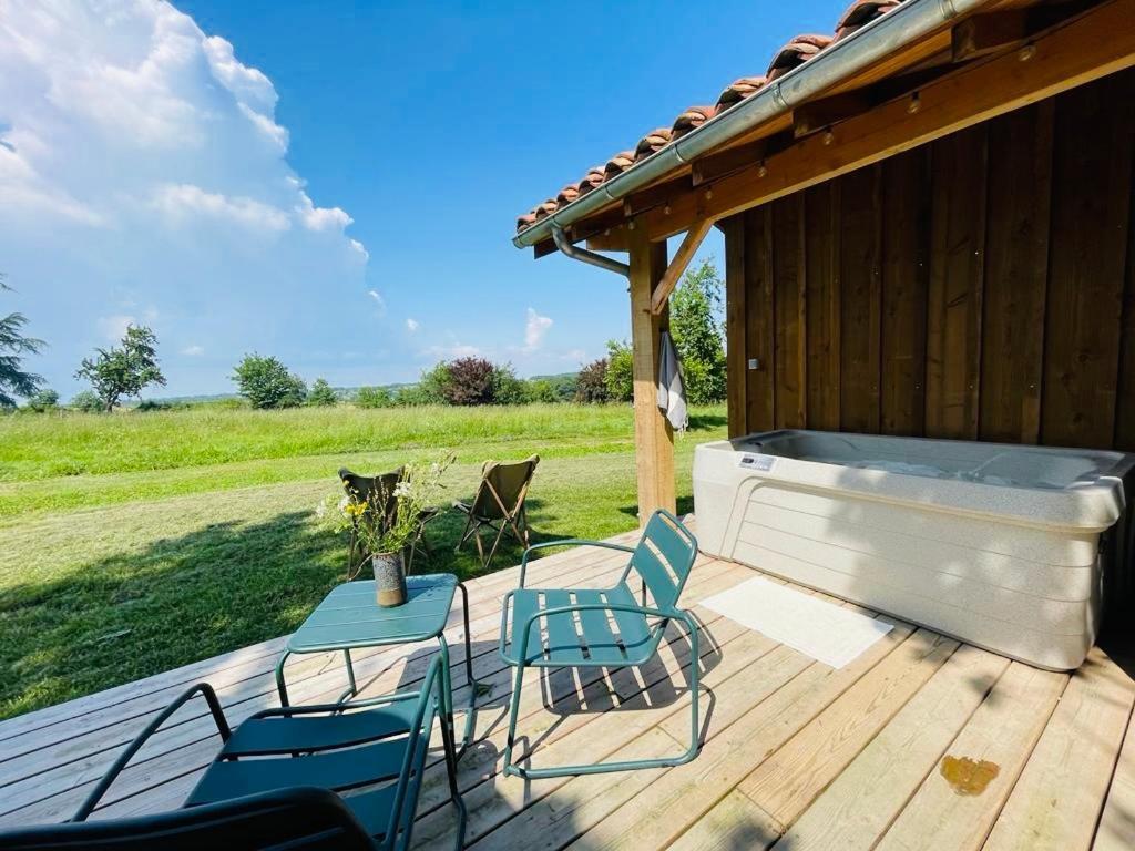 Dome Insolite Cedre Jacuzzi Et Petits Dejeuners Inclus Lagraulet-du-Gers Bagian luar foto